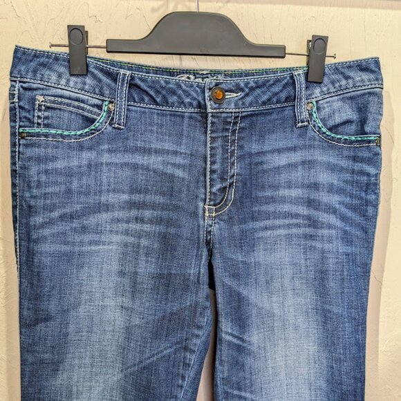 Wrangler Rock 47 Western Jeans Womens 31 Embroidered y2k Bling Low Rise Pants - Picture 3 of 11